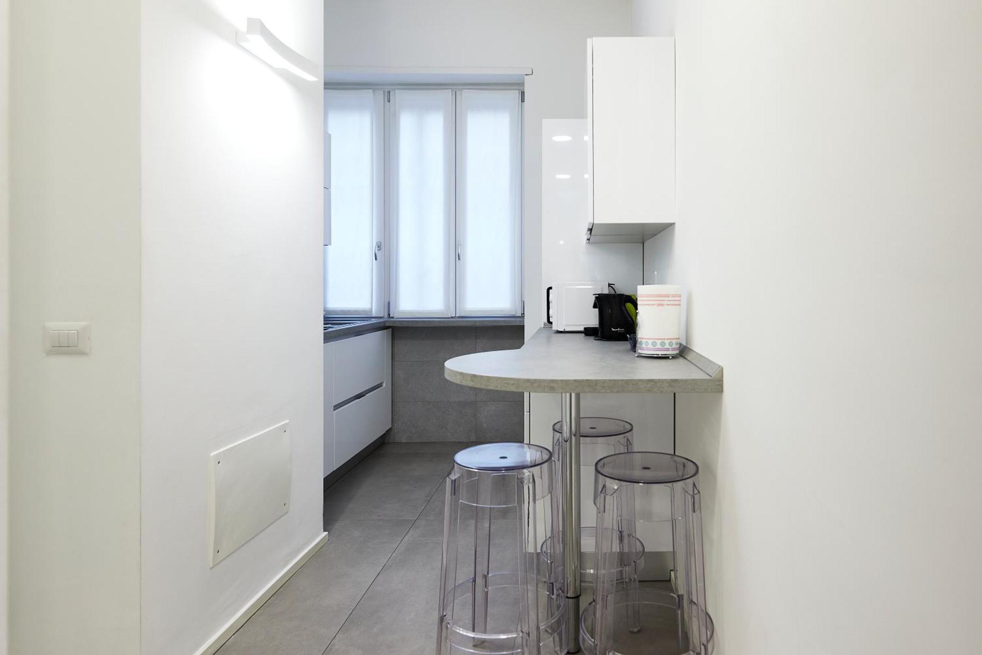 Cozy Meravigli Apartment - Pleasant Walk Between Duomo And Castello Милано Екстериор снимка