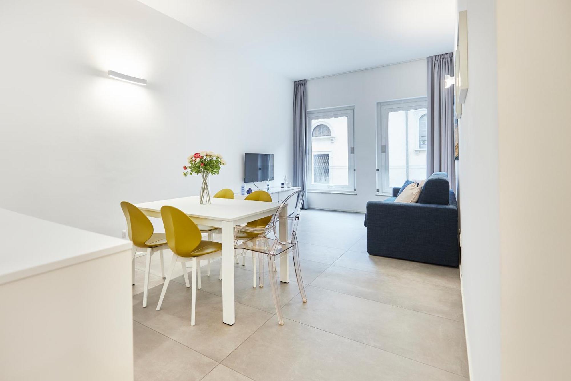 Cozy Meravigli Apartment - Pleasant Walk Between Duomo And Castello Милано Екстериор снимка