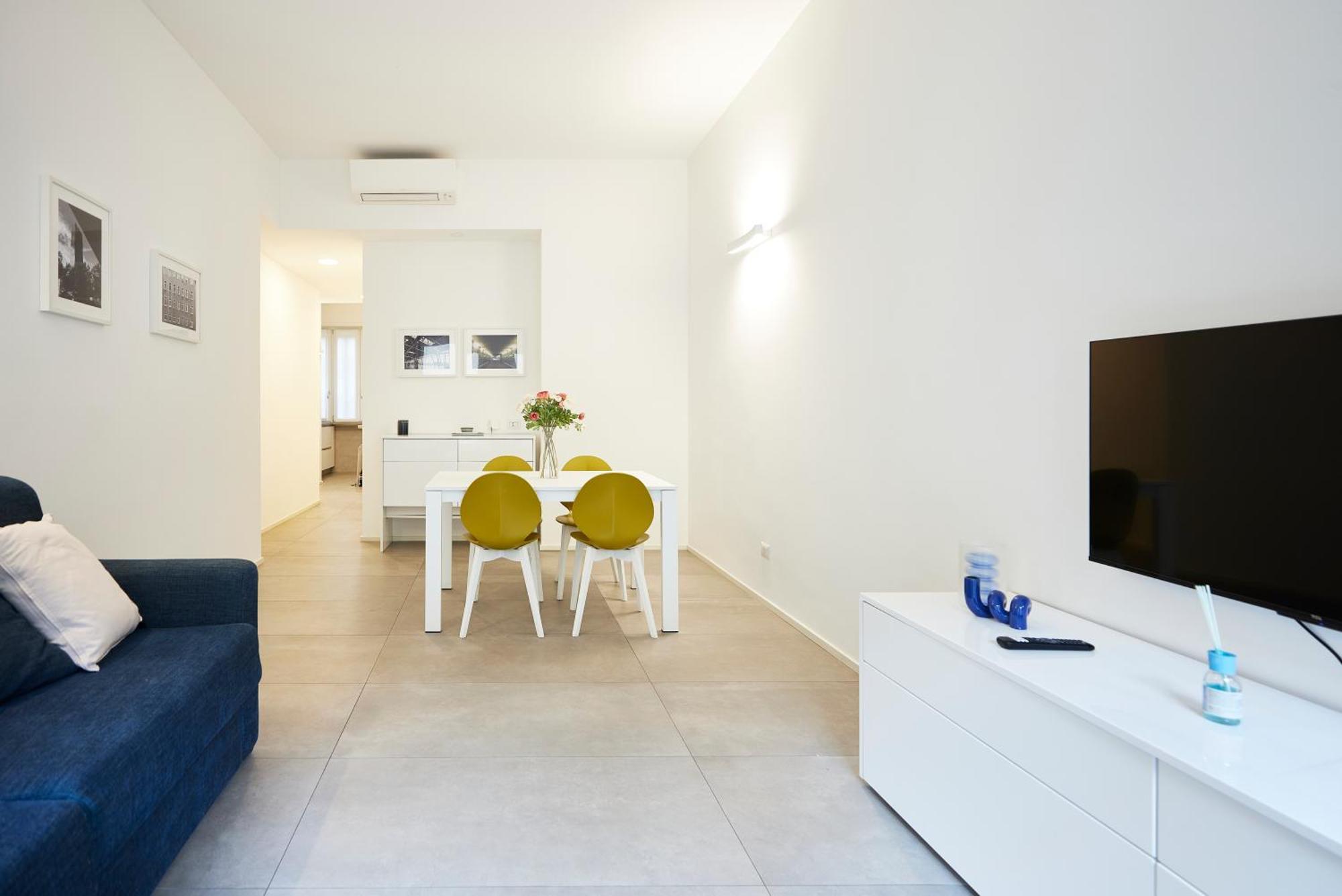 Cozy Meravigli Apartment - Pleasant Walk Between Duomo And Castello Милано Екстериор снимка