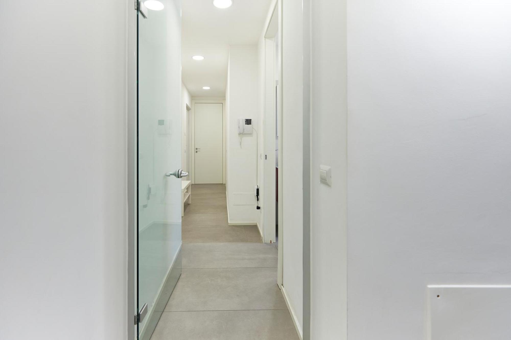 Cozy Meravigli Apartment - Pleasant Walk Between Duomo And Castello Милано Екстериор снимка
