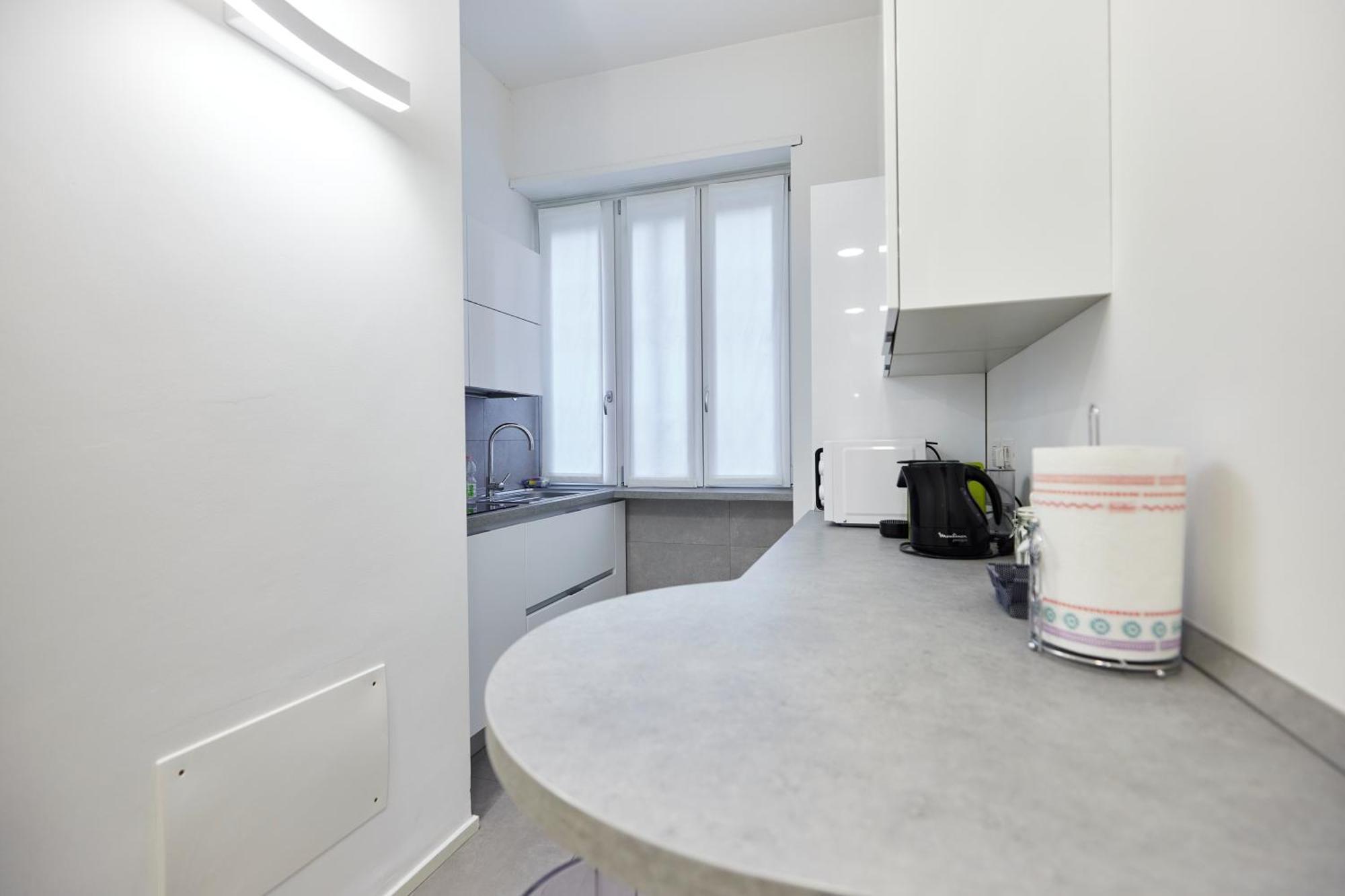 Cozy Meravigli Apartment - Pleasant Walk Between Duomo And Castello Милано Екстериор снимка