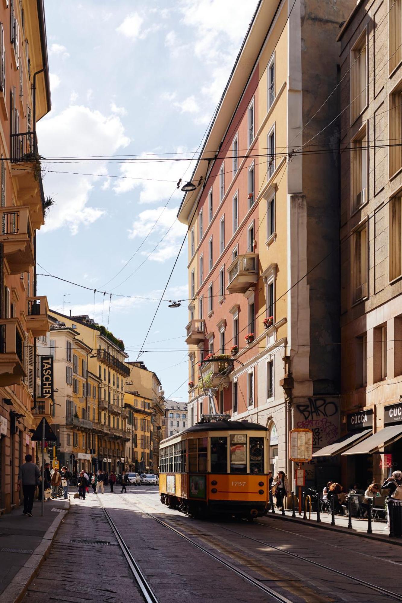 Cozy Meravigli Apartment - Pleasant Walk Between Duomo And Castello Милано Екстериор снимка