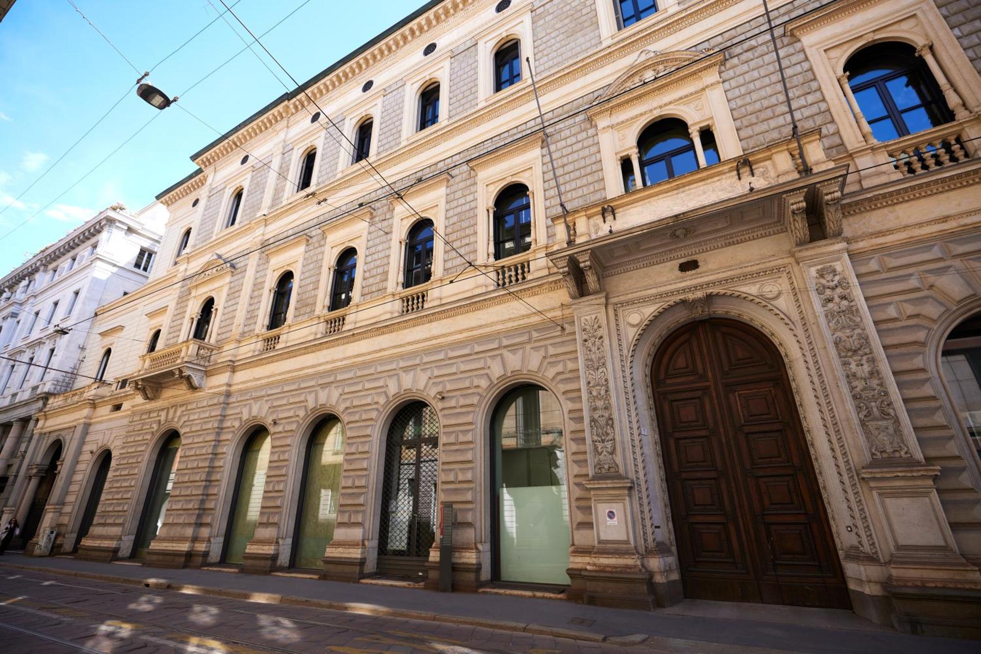 Cozy Meravigli Apartment - Pleasant Walk Between Duomo And Castello Милано Екстериор снимка